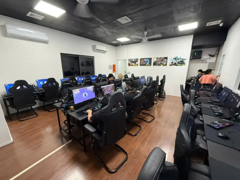 Hệ thống phòng net Bootrom cấu hình mạnh hiện đại