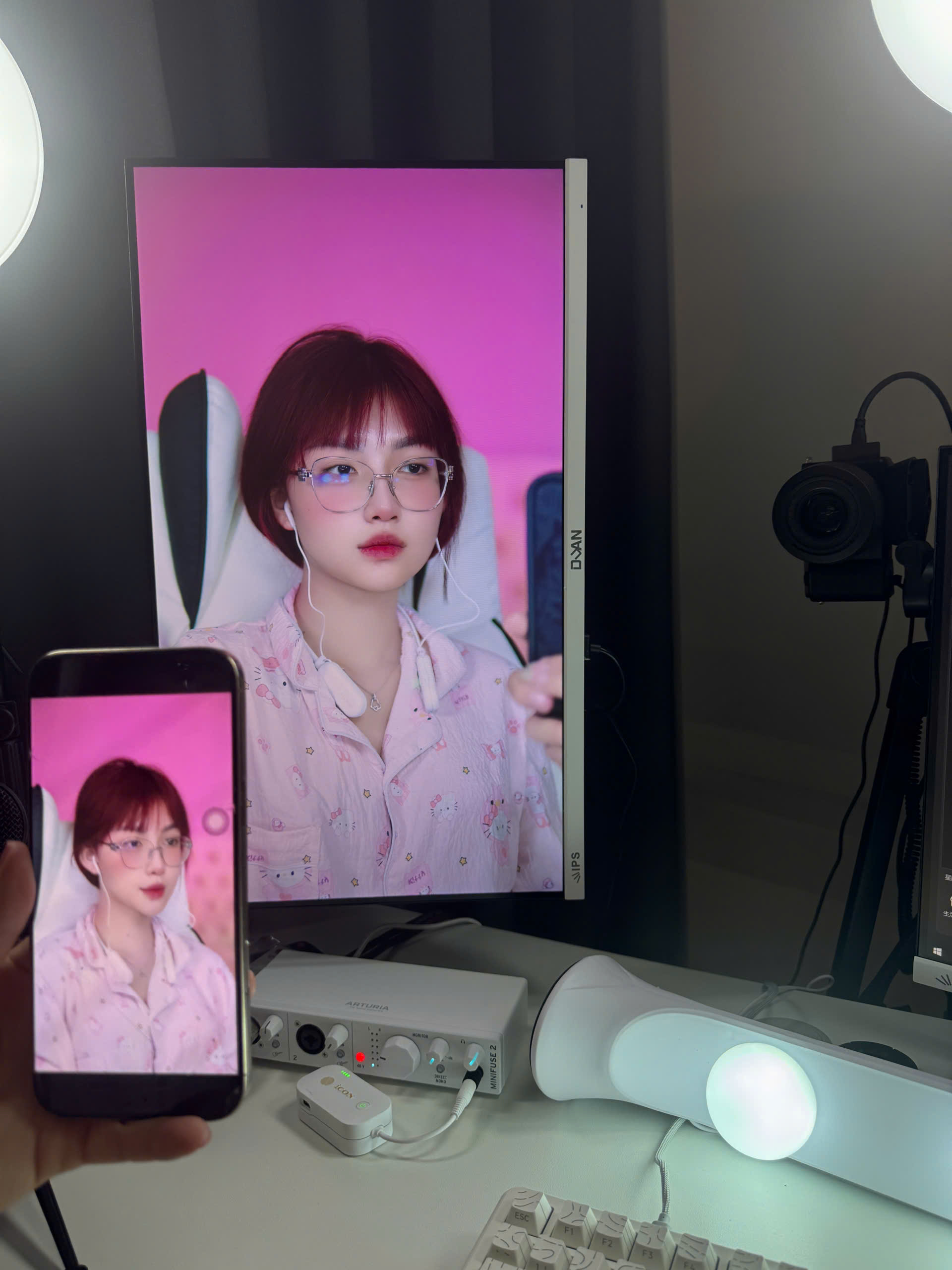 Camera Livestream Idol Khung Hình Dọc Cho TikTok