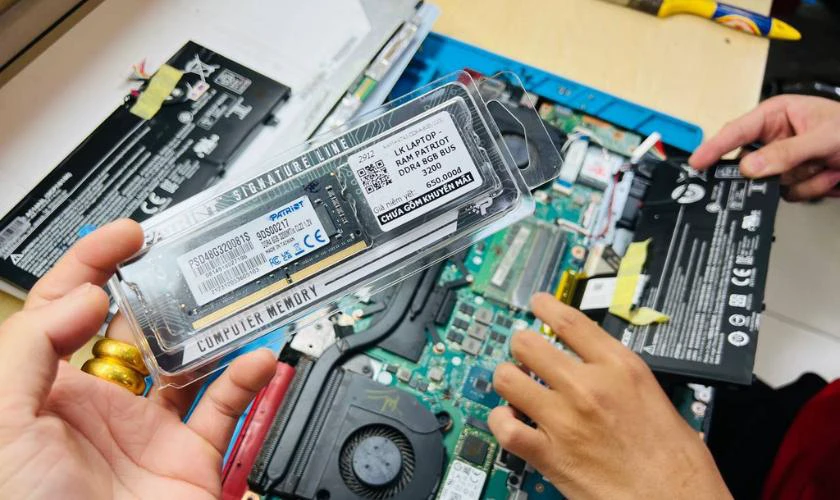 Ảnh nâng cấp RAM Laptop hay SSD
