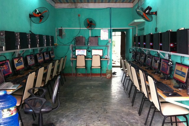 Phòng net cỏ ngày xưa