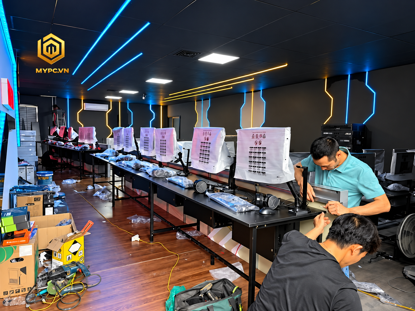Setup Phòng Net Bootrom trong giai đoạn thi công lắp đặt thiết bị