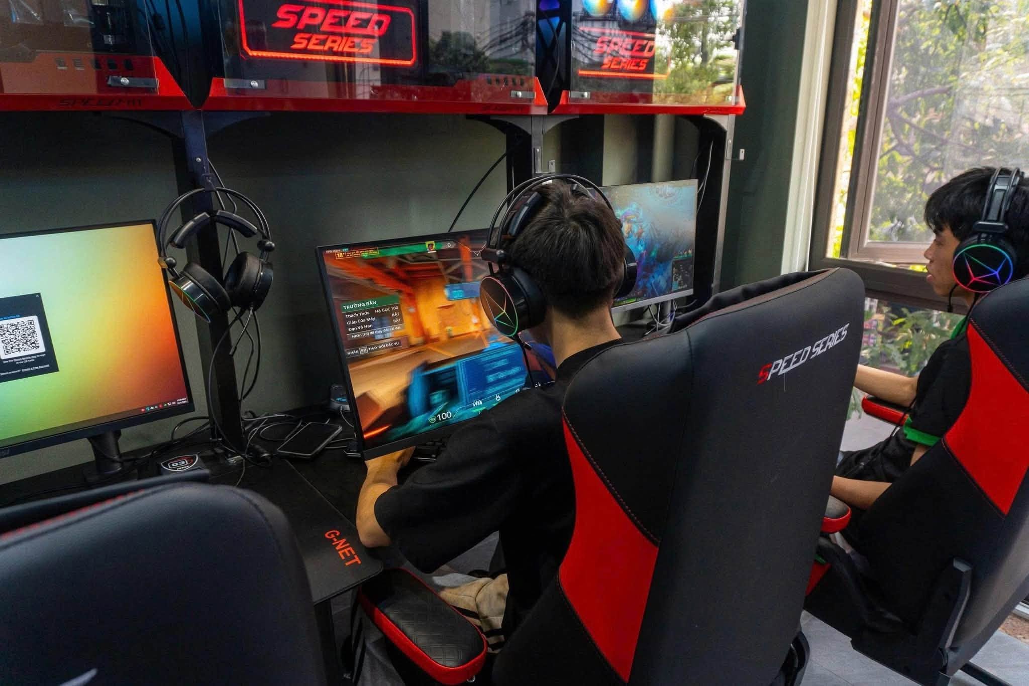 Tối ưu màn hình và Gaming Gear phòng net, nâng cao trải nghiệm game thủ và hiệu quả kinh doanh cùng MyPC.